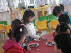 好吃的胡萝卜教案_幼儿园小班教案