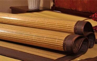 来月经可以睡凉席吗 夏季经期也不能睡凉席吗？