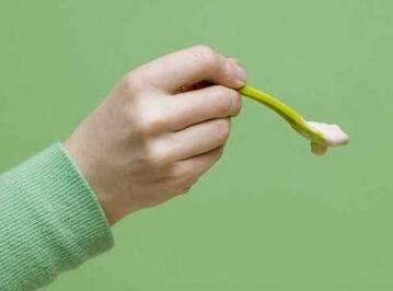 新生儿脐炎妈妈不能吃什么