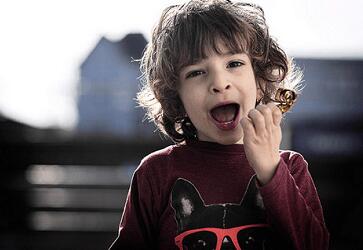 五行缺木的男孩名字_男孩五行缺木取名