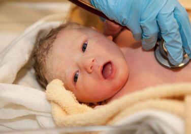 如何预防早产？要注意这些孕妈更容易出现早产