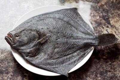 宝宝吃多宝鱼的好处 清蒸多宝鱼的做法