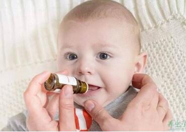 宝宝干咳怎么办？宝宝干咳吃什么药？