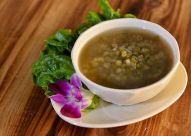 宝宝干咳怎么办？宝宝干咳吃什么食物