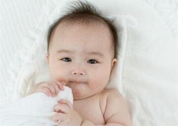 荷兰牛栏奶粉上火吗？宝宝吃奶粉上火怎么办？