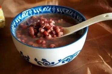 宝宝腹泻怎么办？婴儿腹泻食疗大全