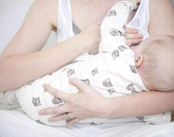 如何母乳喂养？母乳喂养遵循6原则 宝宝更健康