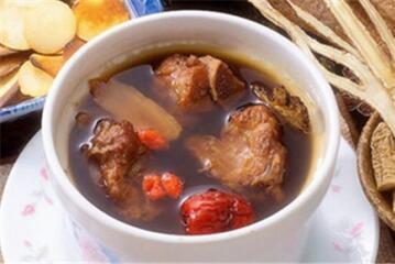 孕妇吃的鲫鱼汤怎么做 鲫鱼汤的做法大全