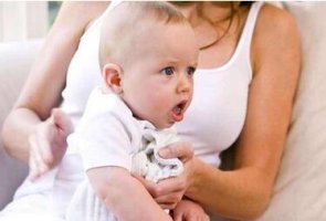 宝宝喉咙有痰怎么办 宝宝咳嗽有痰食疗