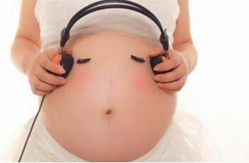 怀孕7个月胎动看男女