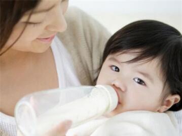 宝宝乳糖不耐受的症状 多久能好