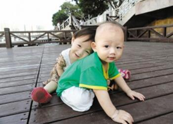 生龙凤胎的概率有多大