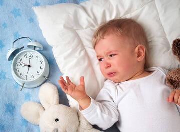 新生儿一直打喷嚏是怎么回事？