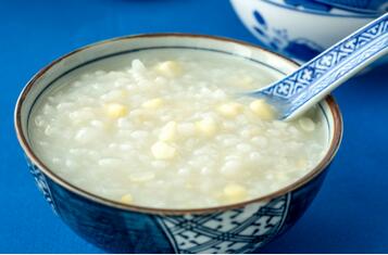 宝宝吃玉米粥的做法