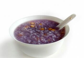 宝宝吃玉米粥的做法