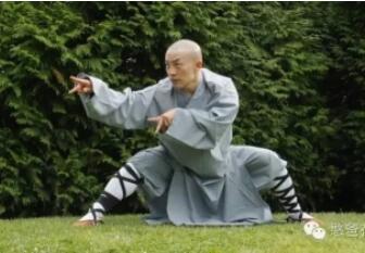 该给孩子学功夫吗？武术、跆拳道哪个更适合学？