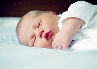 胎粪什么颜色 新生儿大便颜色要观察