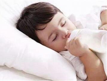 宝宝几岁不喝奶粉