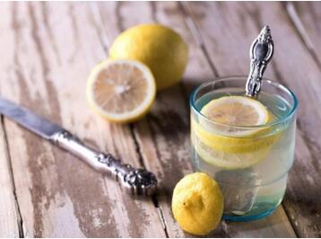 蜂蜜柠檬水的功效与作用