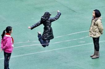 跳皮筋作文200字