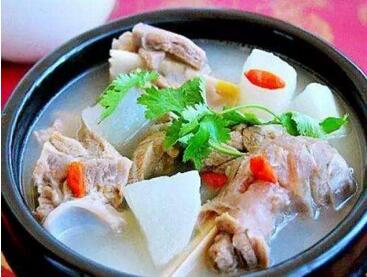 羊肉不能和什么一起吃