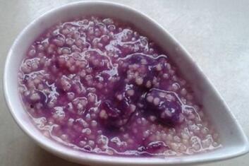 宝宝辅食紫薯粥的做法