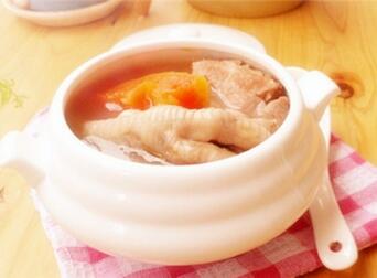 鸡爪丰胸汤的做法