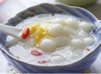 坐月子吃米酒煮鸡蛋好吗