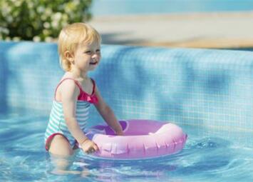 婴儿游泳的好处和坏处