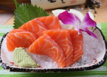 三文鱼宝宝几个月可以吃