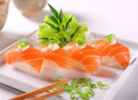 三文鱼宝宝几个月可以吃