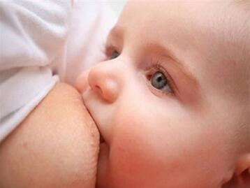 一周新生婴儿吃奶量标准