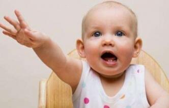 10个月宝宝发育指标标准