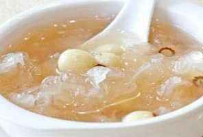 孕妇能喝银耳莲子汤吗
