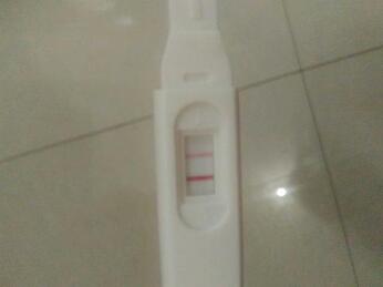 验孕棒一条深一条浅，我到底有没有怀孕？