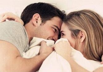 大姨妈来了做床事会咋 月经期同房的危害