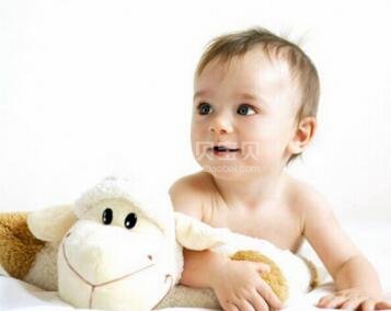 新生儿打嗝频繁不止怎么办