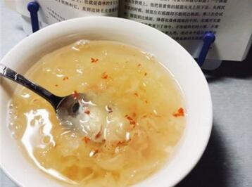 银耳汤可以丰胸吗