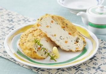 宝宝呕吐可以用丁桂儿脐贴吗