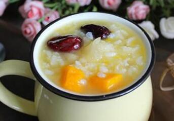 六款适合孕妇吃的营养银耳汤