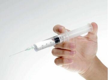 儿童接种疫苗后的反应