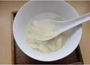 宝宝咳嗽能喝大蒜冰糖水吗