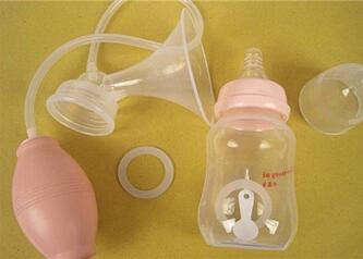 开奶器和吸奶器一样吗