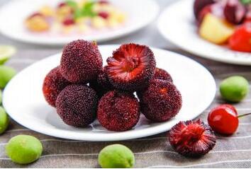 宝宝便秘可以吃杨梅吗