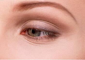 孕妇眼睛充血怎么回事 该怎么办