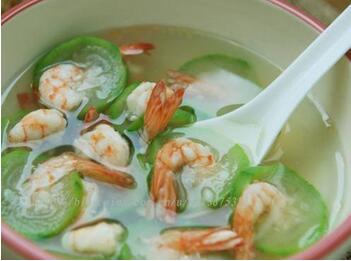 产妇吃丝瓜汤的做法