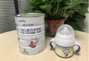 佳贝艾特羊奶粉金装和优装的区别