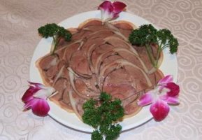 狗肉不能和什么一起吃 吃狗肉的禁忌有哪些