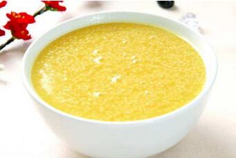 小米粥下奶的做法