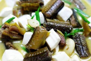 鳝鱼豆腐汤